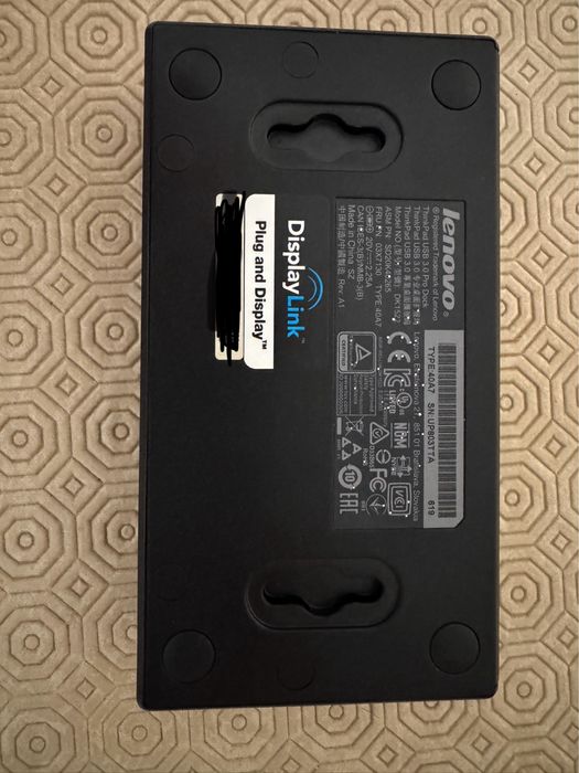 Thinkpad Pro Dock USB-A (Vendo só carregador por 20€) (URGENTE)