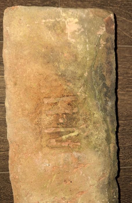 Цегла колекційна HN Hochtaubel N