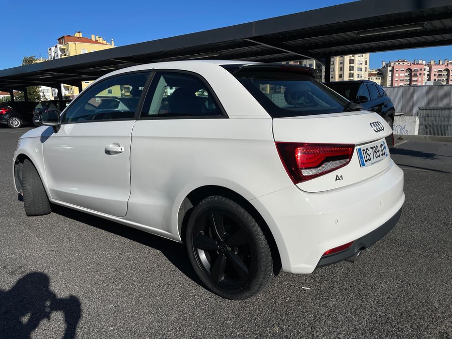 AUDI A1 SPORT  1.6TDI 105CV
2015