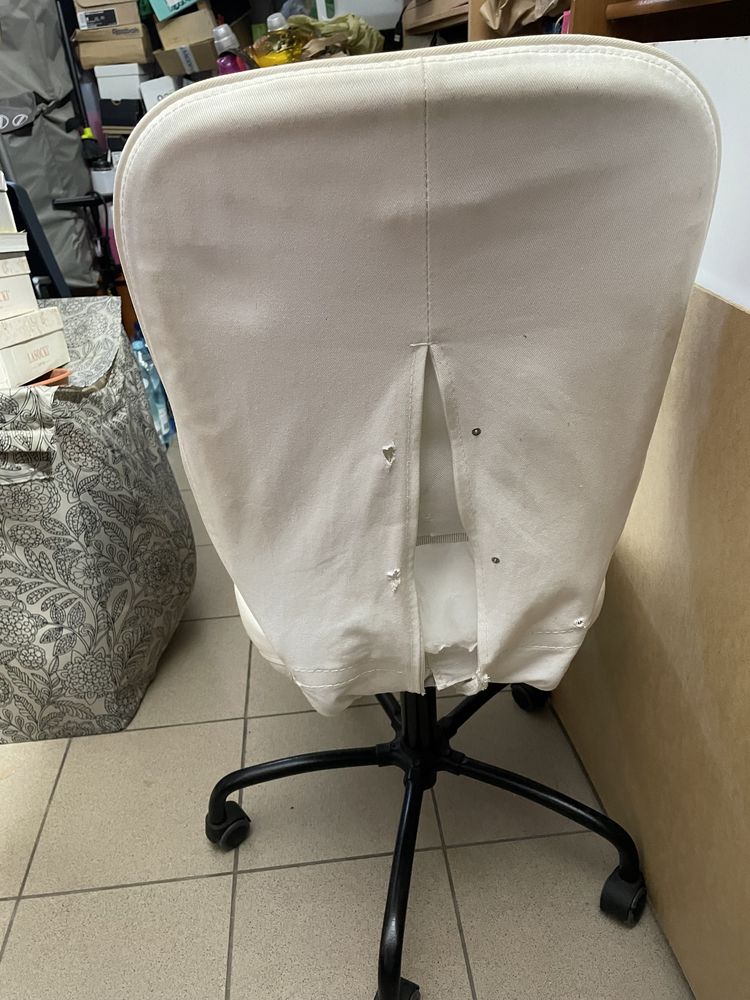 krzesło obrotowe białe ikea