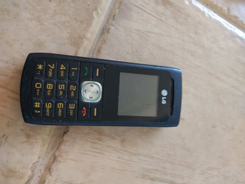Telemóveis para colecionar ou peças