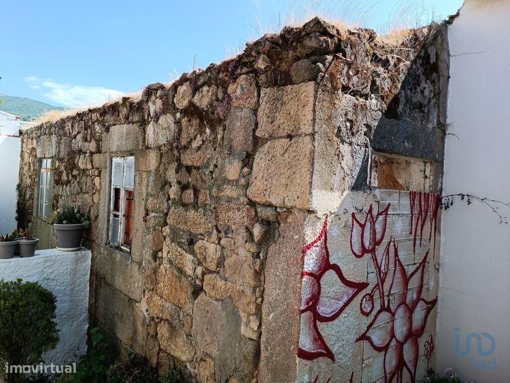 Casa em Gouveia de 177,00 m2