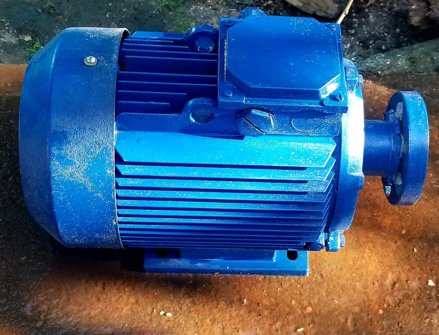 Электродвигатель АИР100 L4 У3 4КВТ 1500об. Новый пр.во Могилёв