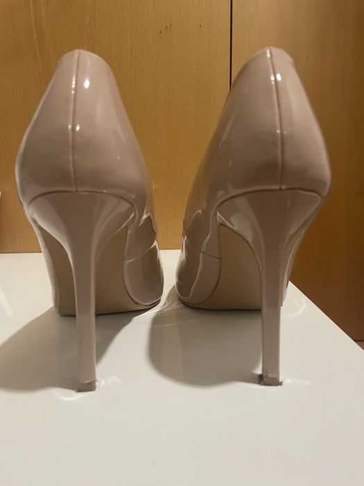 Stilettos guess usados uma vez