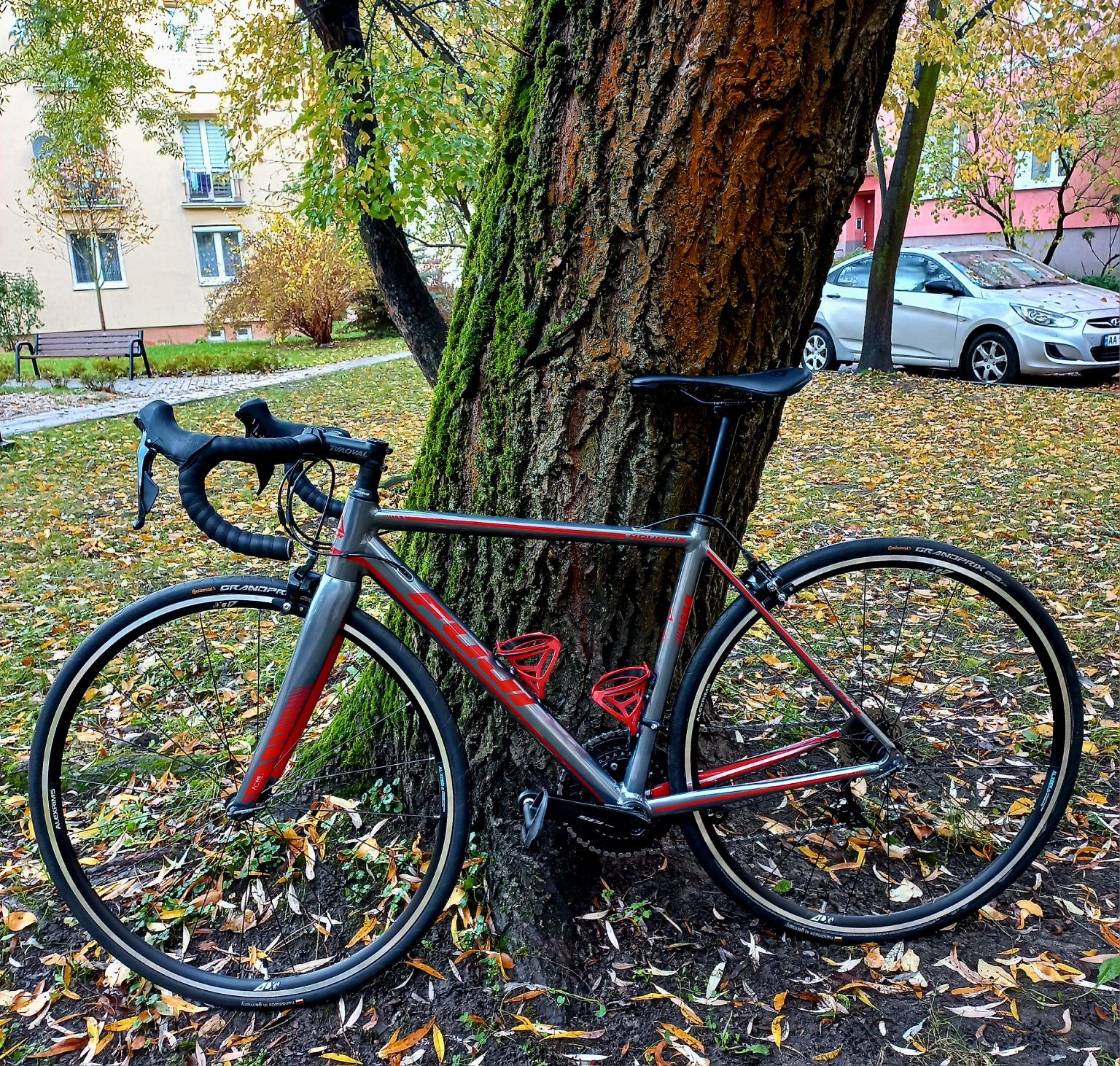 Promocja: Fuji Roubaix 1.3 2019 rozmiar 52