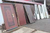 Продам металлопластиковые окна балконные рамы и входные двери б\у
