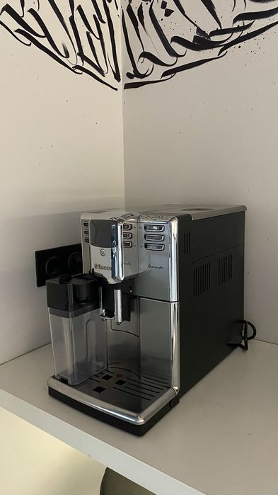 Кавова машина Saeco Incanto Cappuccino