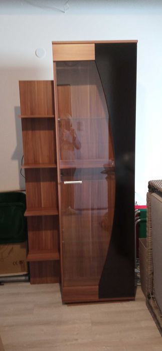 Witryna ładna, nowoczesna, mam inne meble z zestawu i TRANSPORT, tanio