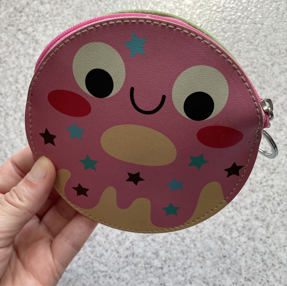 Pequena bolsa ou porta-moedas de donut