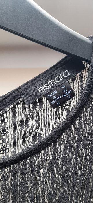 Sukienka koronkowa czarna