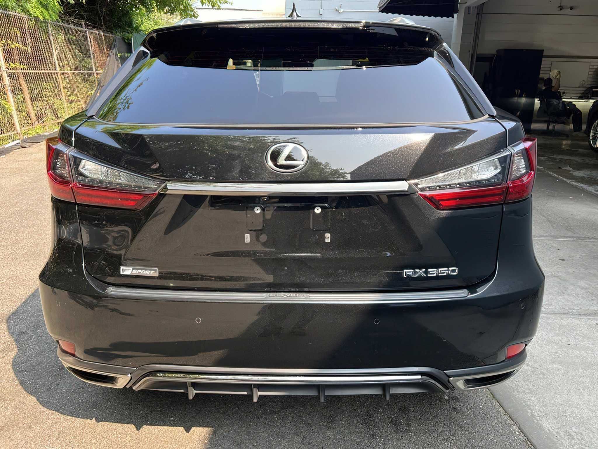 Lexus RX     2021