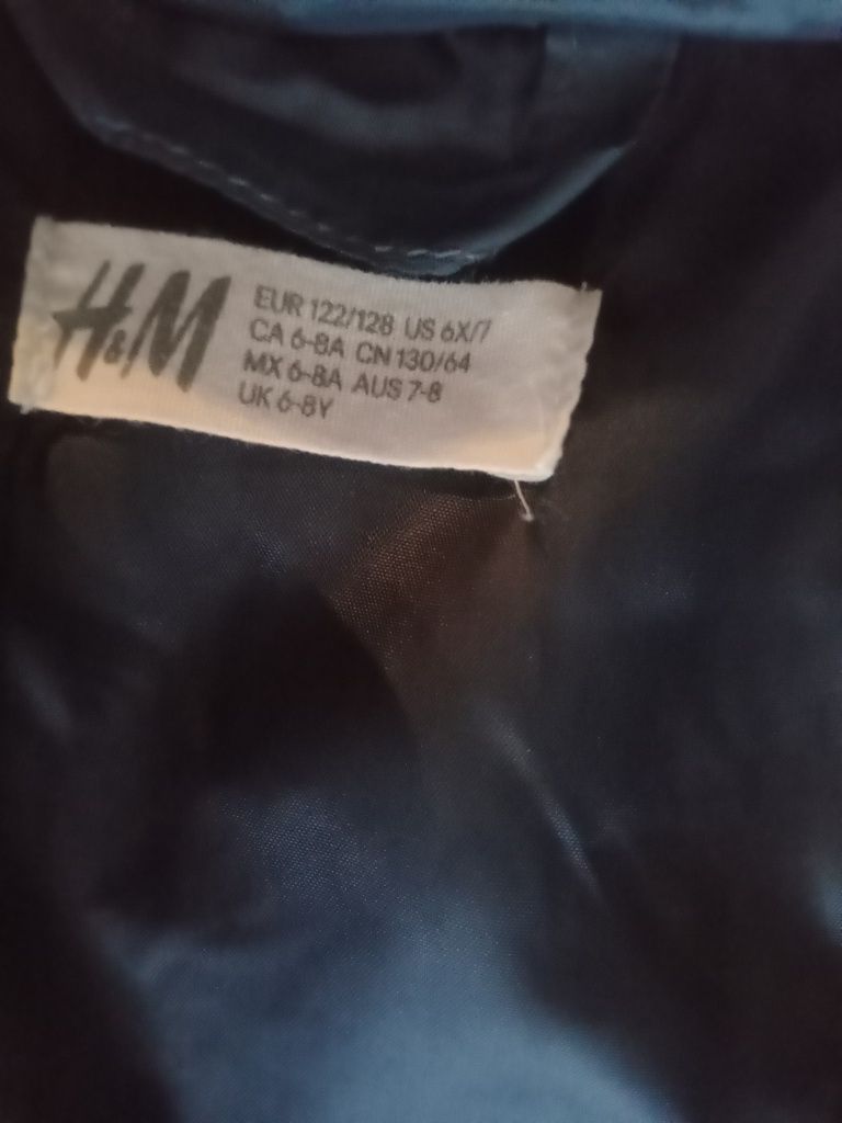 Pikowana kurtka H&M 122/128 niebieska wiosna jesień przejściowa