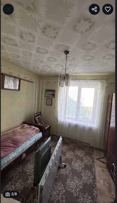 Продається трьокімнатна квартира по вул. В.Великого