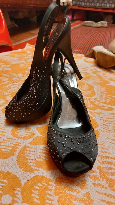 Женские босоножки на высоком каблуке, жіночі босоніжки.