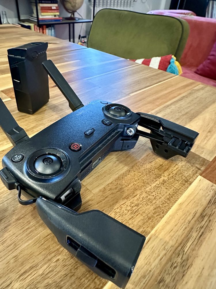 Drone DJI Mavic Air como novo