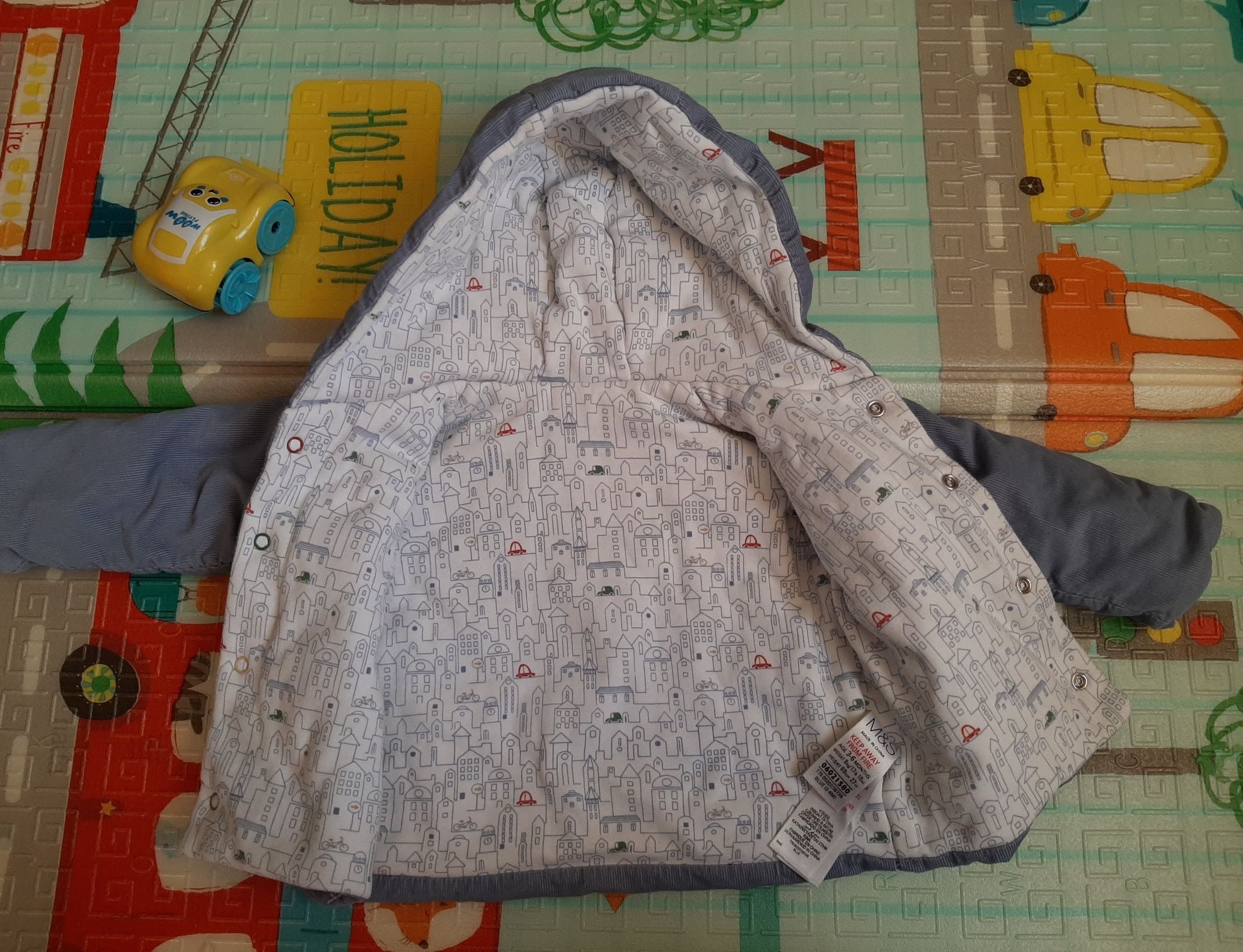 Дитяча куртка 3-6 місяців
