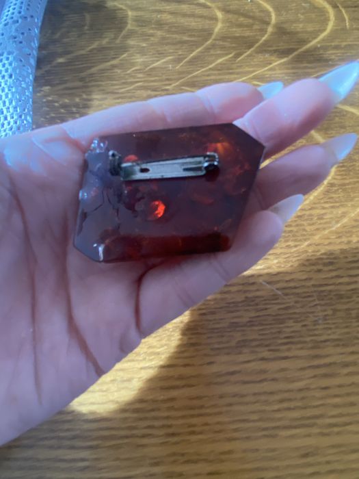 PRL Broszka Bursztyn