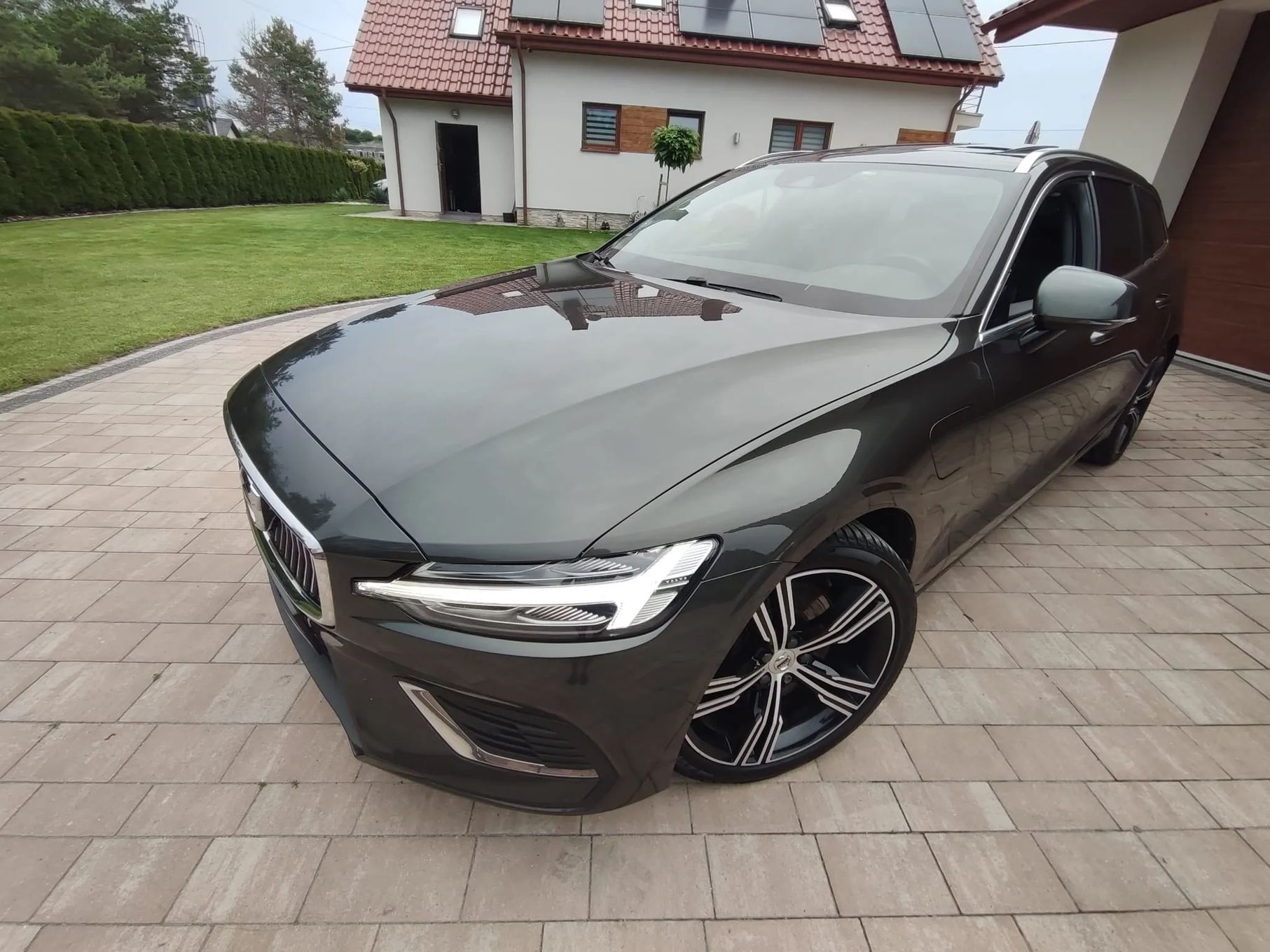 Volvo V60 T6 Panorama AWD inscription PLUGIN