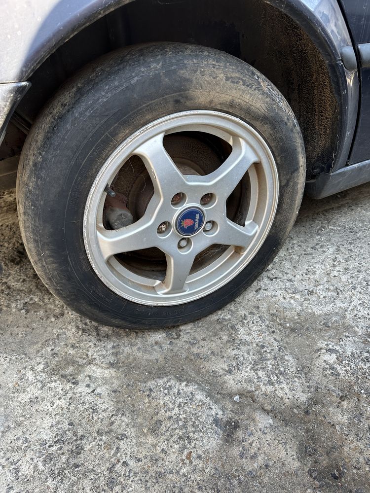 Saab 93 para peças