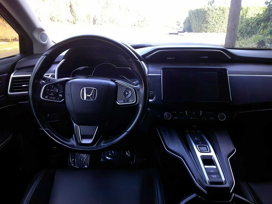 Honda Clarity      2018