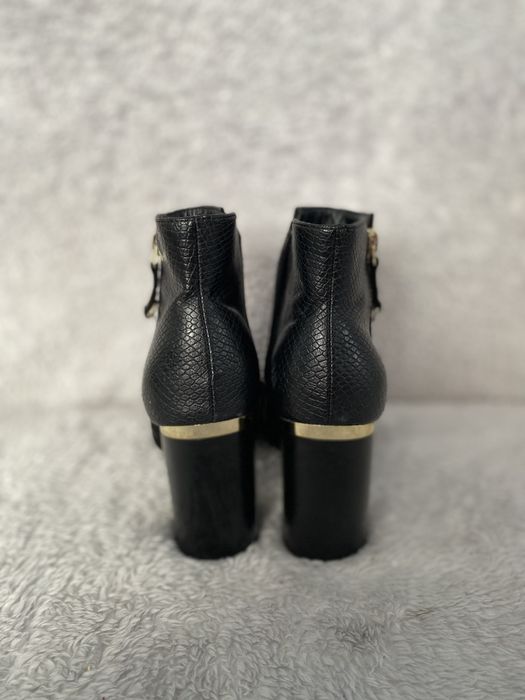 Ботінки черевики взуття жіноче замш