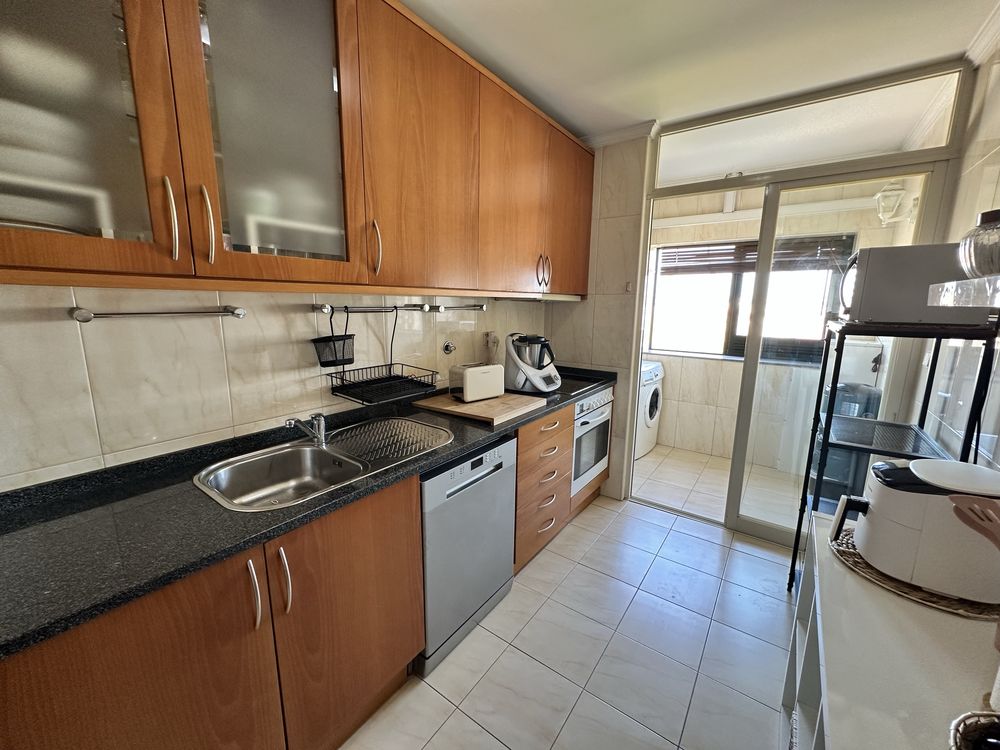 T1+1 com Lugar de Garagem e Arrumos – Padrão da Légua, Matosinhos