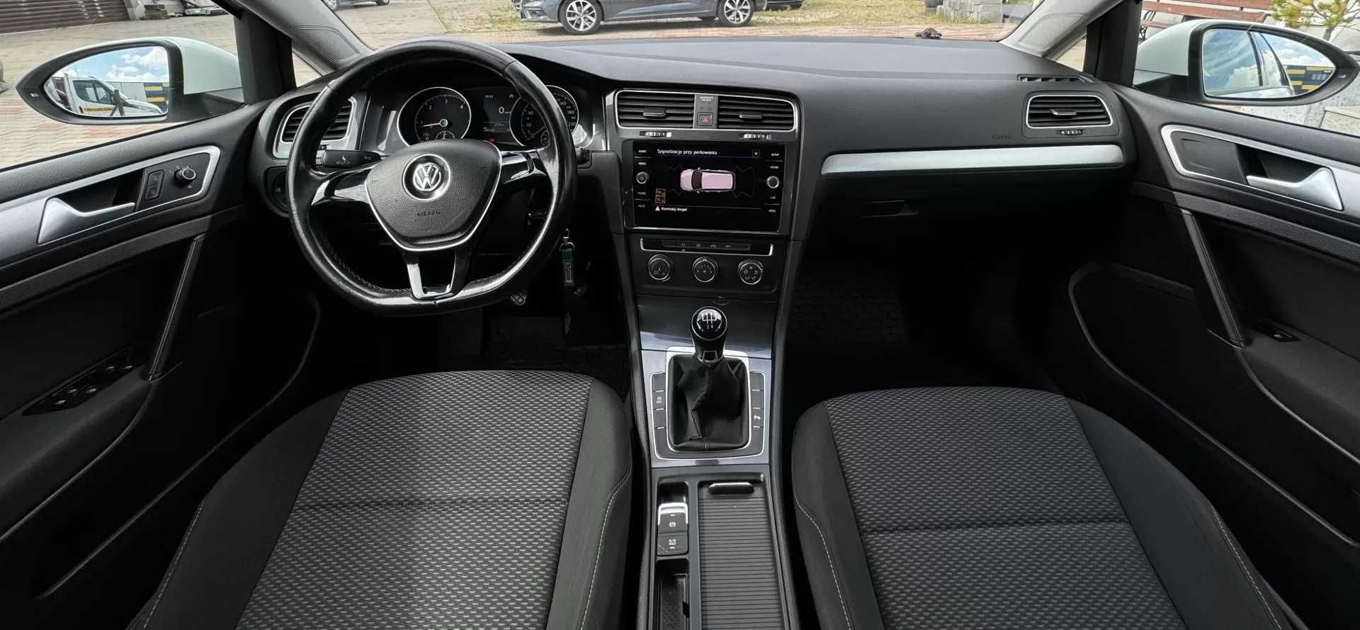 Volkswagen Golf VII 1.6 TDI 2018 rok Super Stan