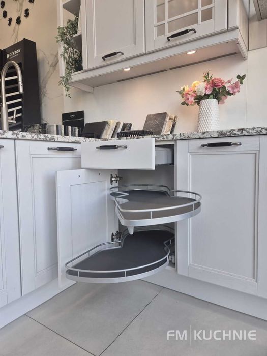 Wyprzedaż ekspozycji – meble kuchenne Nobilia „YORK” z rabatem 50%