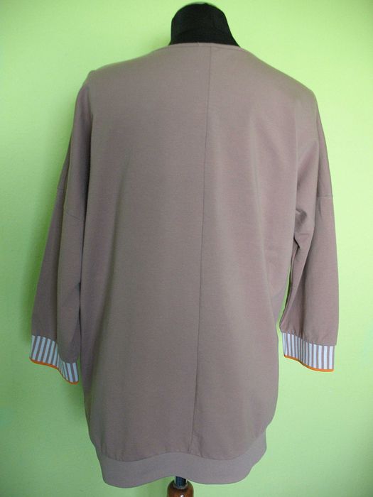 Bluzka - Bluza z dzianiny - 42 XL biust 122 cm Megi Collection