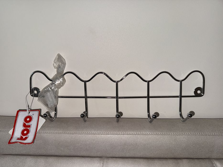 Вішалка металева 5 крючків