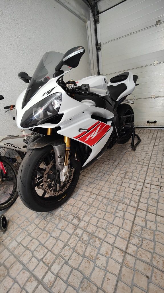 Yamaha  YZF R1 2007