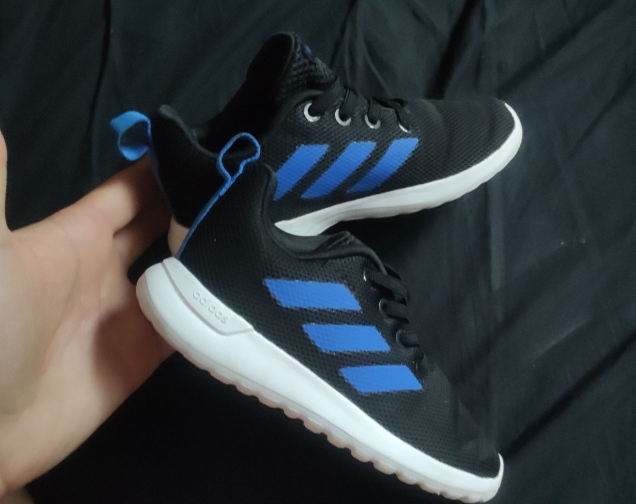 Buty dziecięce Adidas rozmiar 26