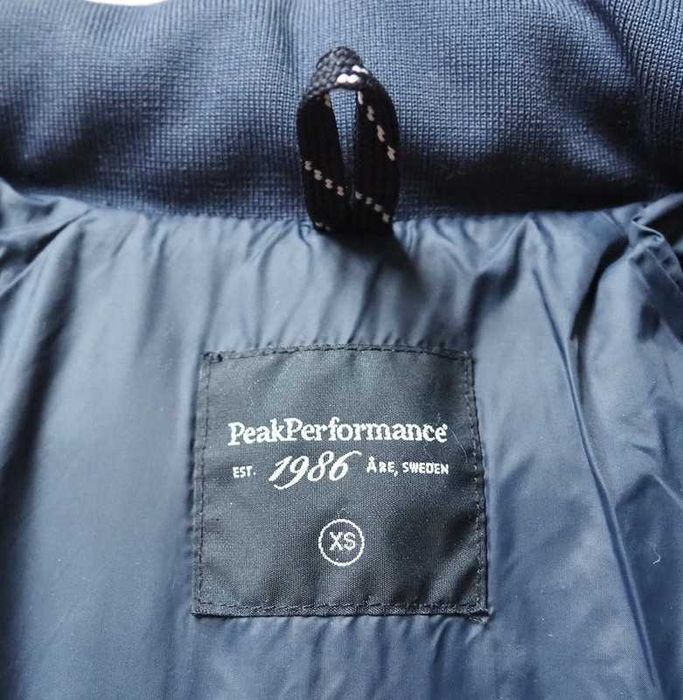 Peak Performance_lekka kurtka puchowa_rozmiar XS/S