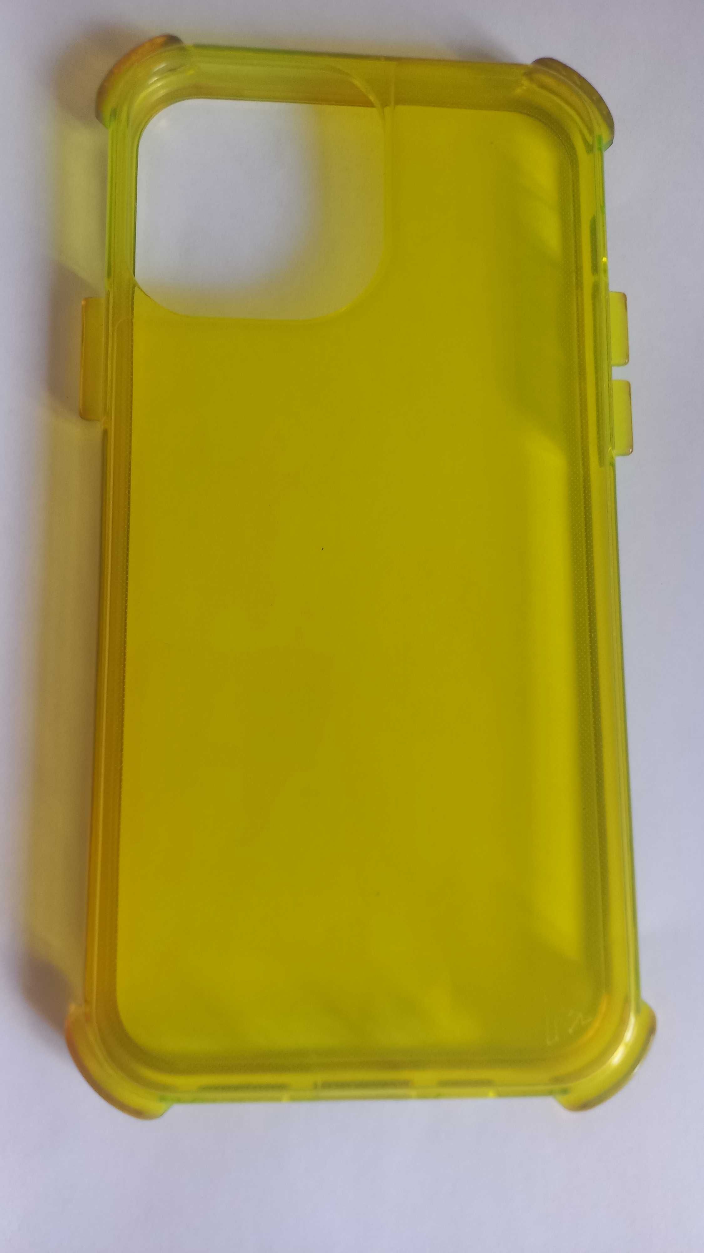 Чехол Iphone 12.