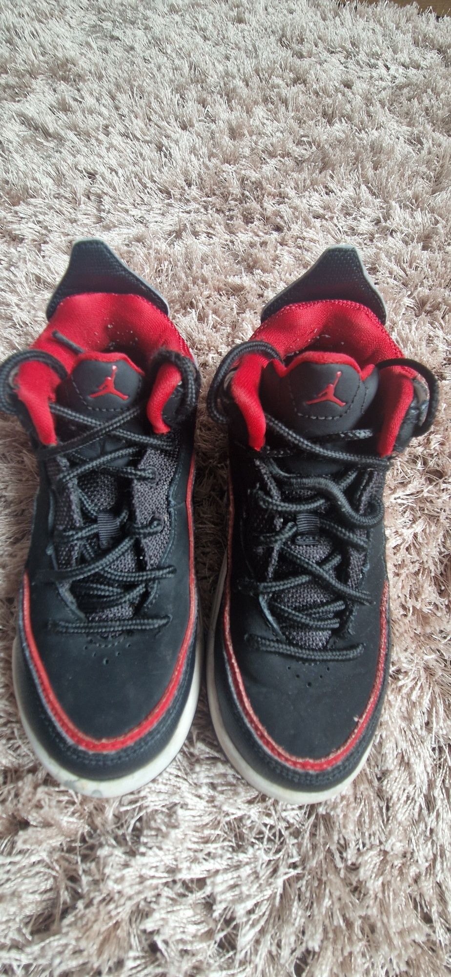 Buty chłopięce Jordan 29,5