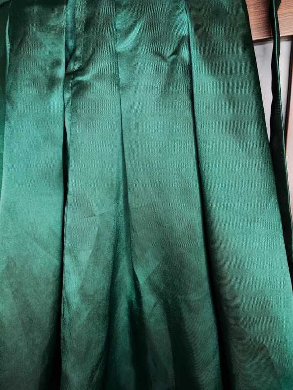 Zielona elegancka sukienka dla dziewczynki asymetryczna rozm. 140 (2)