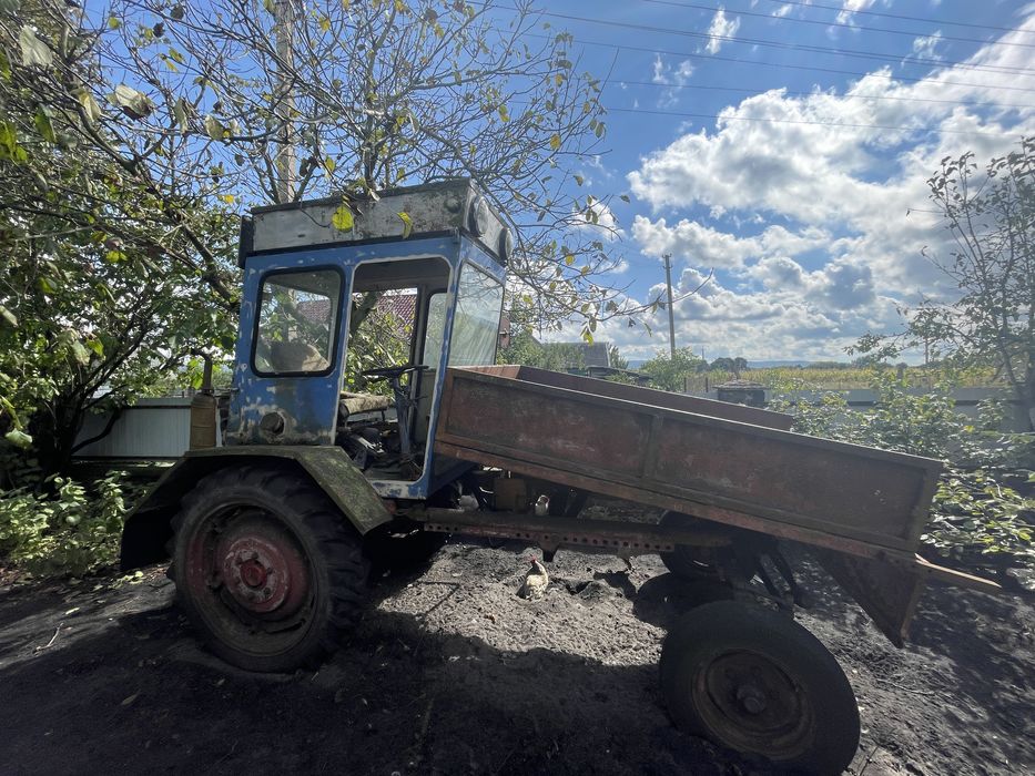 Трактор т16 без документів на ходу