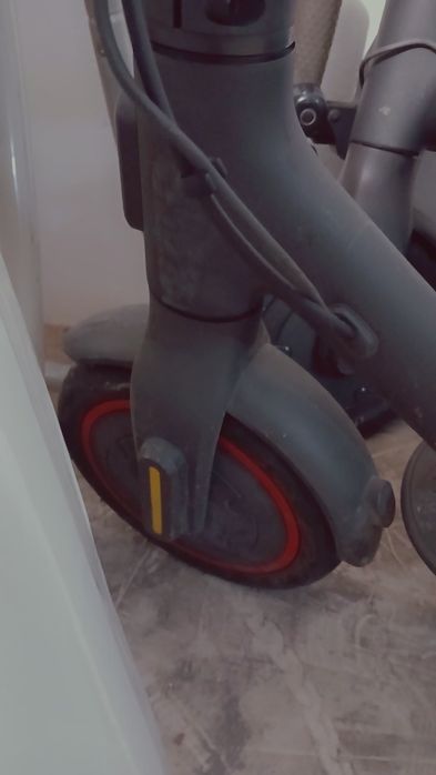 2 trotinetes xiaomi
