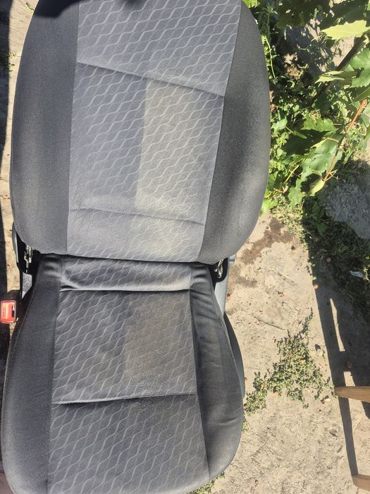 Химчистка диванов,  матрасов , ковров , авто