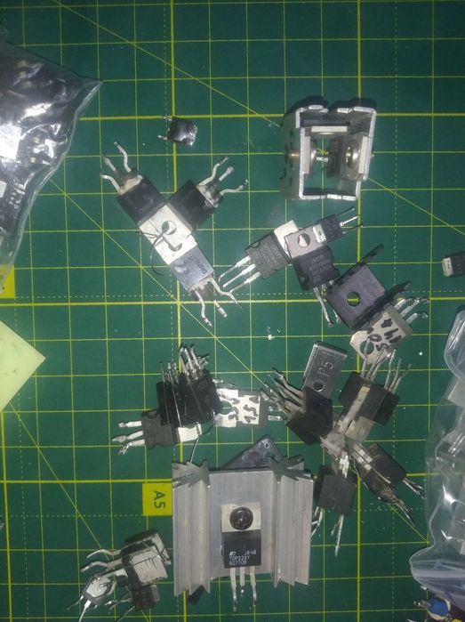 транзистори радіатори алюмінієві