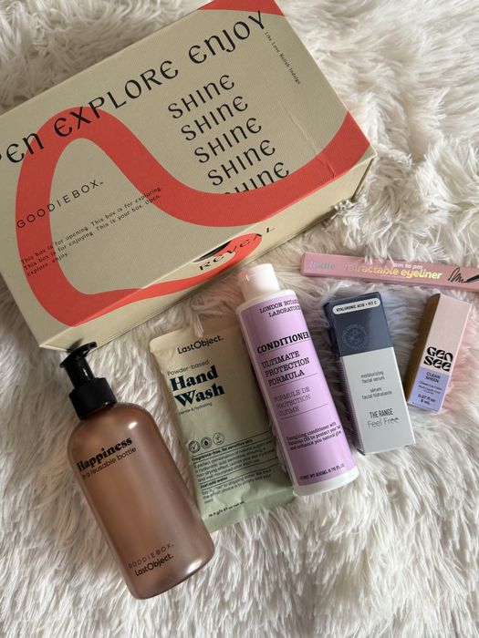 Zestaw kosmetyków Goodiebox