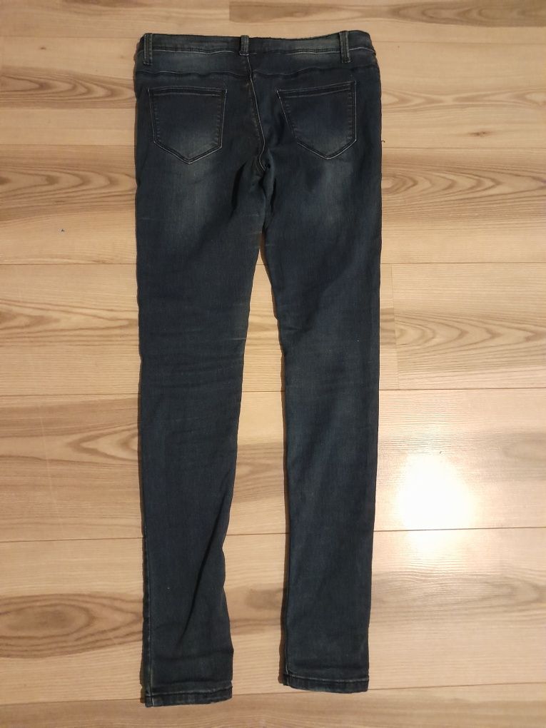 Spodnie rurki jeans