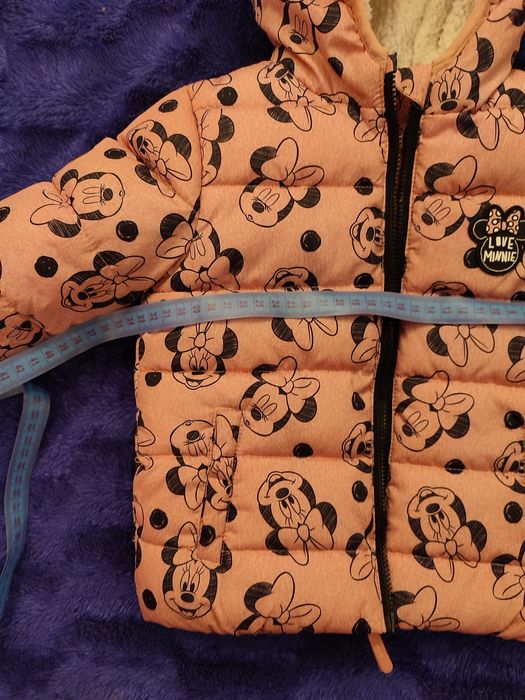 Курточка на дівчинку