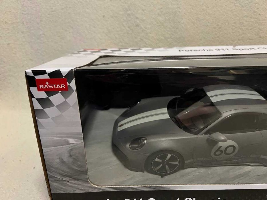 Auto zdalnie sterowane RASTAR - 1:16 PORSCHE 911 SPORT CLASSIC szary