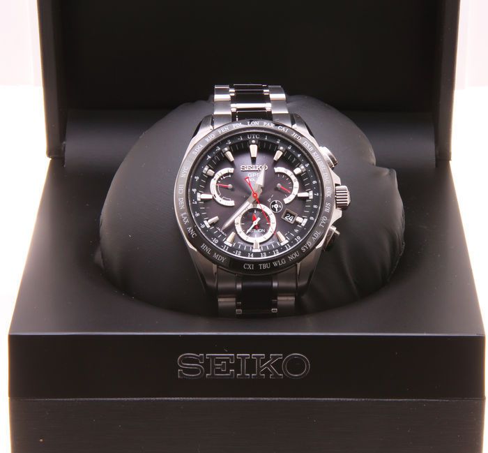 Наручные Мужские часы Seiko Astron SSE041J1