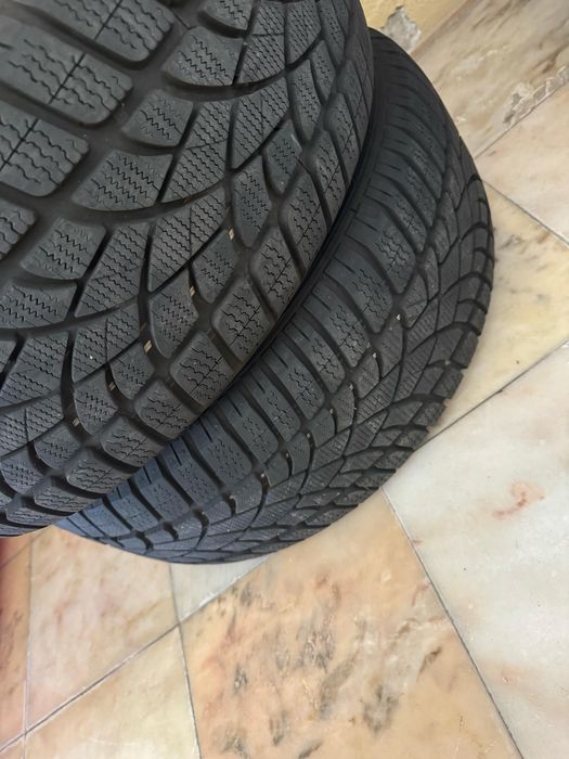 4 jantes novas aro 17, nunca estreadas, com 4 pneus novos.