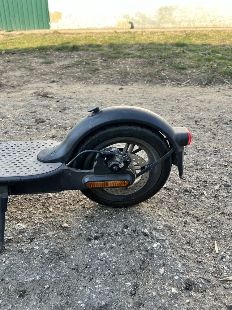 Электросамокат Xiaomi Mi Electric Scooter 1S