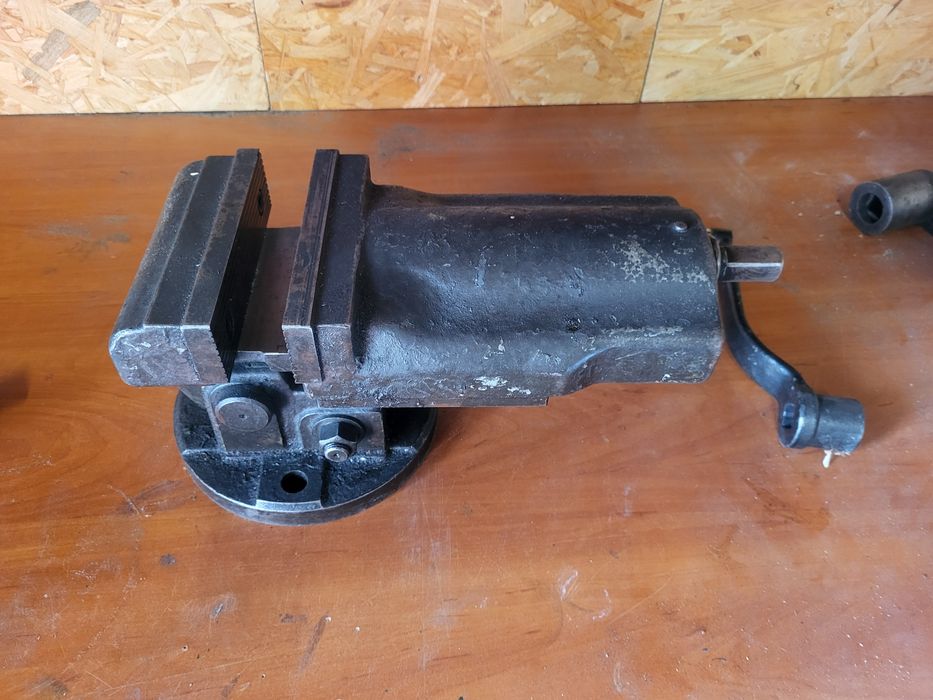 gwintowniki, rozwiertaki, pomiarowka, imadlo