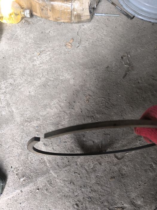 Металлическое стальное кольцо