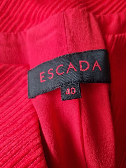 Escada czerwona marynarka wełna i jedwab